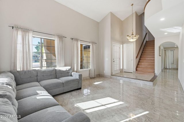 7888 W WINDSOR Boulevard, Glendale, AZ 85303