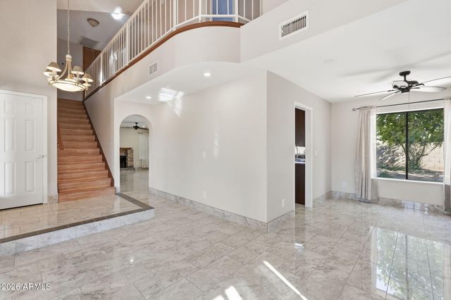 7888 W WINDSOR Boulevard, Glendale, AZ 85303