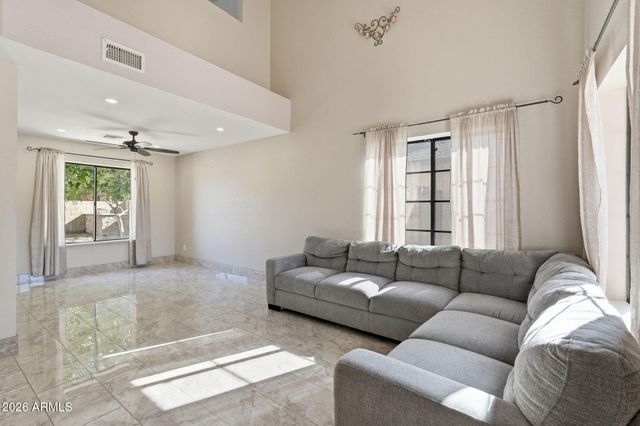 7888 W WINDSOR Boulevard, Glendale, AZ 85303