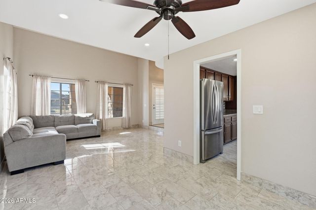 7888 W WINDSOR Boulevard, Glendale, AZ 85303