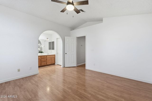 7888 W WINDSOR Boulevard, Glendale, AZ 85303