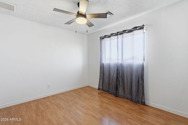 7888 W WINDSOR Boulevard, Glendale, AZ 85303