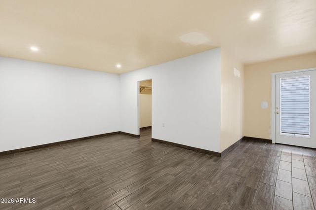 7888 W WINDSOR Boulevard, Glendale, AZ 85303