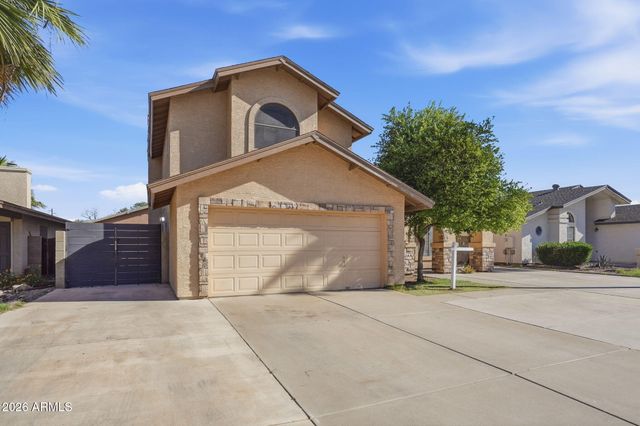 7888 W WINDSOR Boulevard, Glendale, AZ 85303