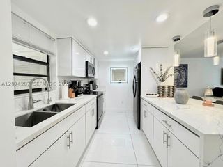 3432 NW 86th Way 201, Sunrise, FL 33351