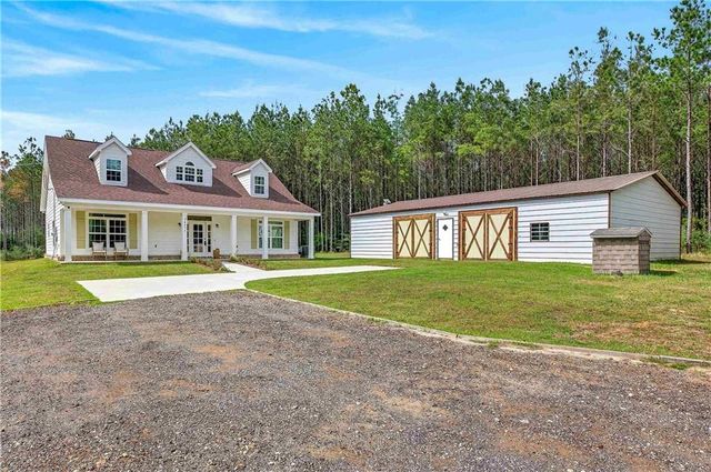 30757 Brady Road, Robertsdale, AL 36567
