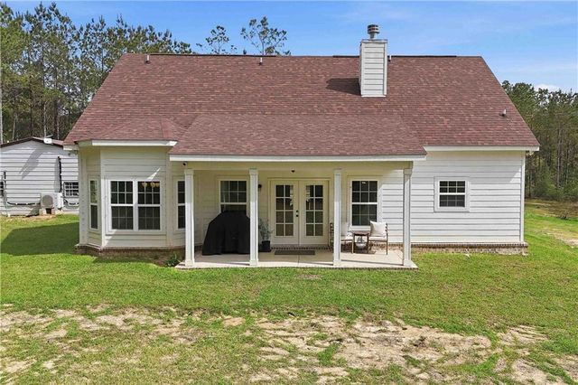 30757 Brady Road, Robertsdale, AL 36567