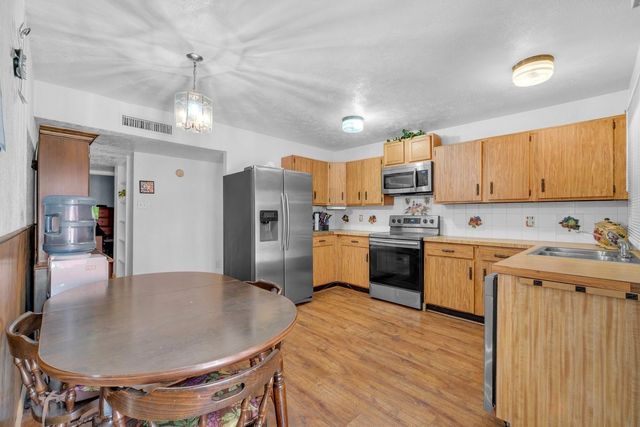 5013 Shannon Drive, The Colony, TX 75056