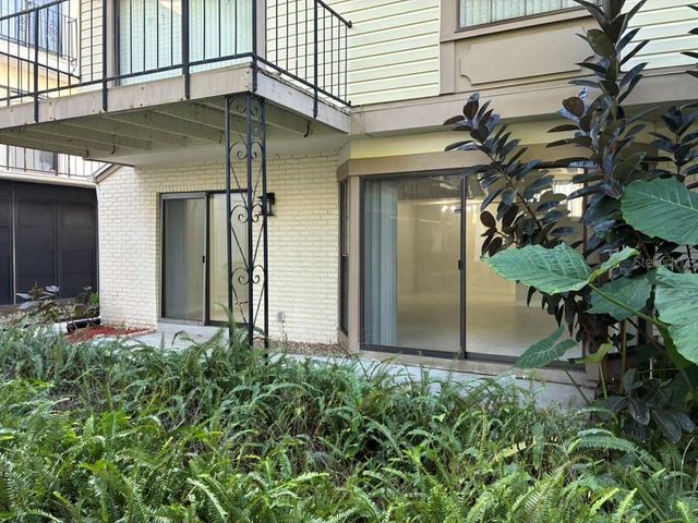 5999 VILLAGE CIRCLE 990, Orlando, FL 32822