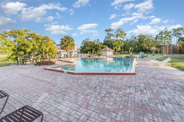 5999 VILLAGE CIRCLE 990, Orlando, FL 32822