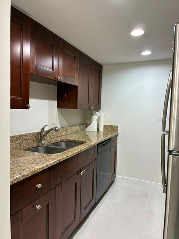 5999 VILLAGE CIRCLE 990, Orlando, FL 32822
