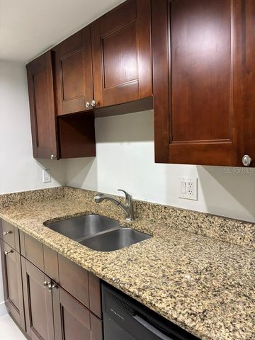 5999 VILLAGE CIRCLE 990, Orlando, FL 32822