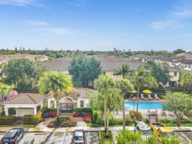 4316 Maybelle Lane, West Palm Beach, FL 33417