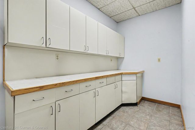 22976 Outer Drive, Dearborn, MI 48124