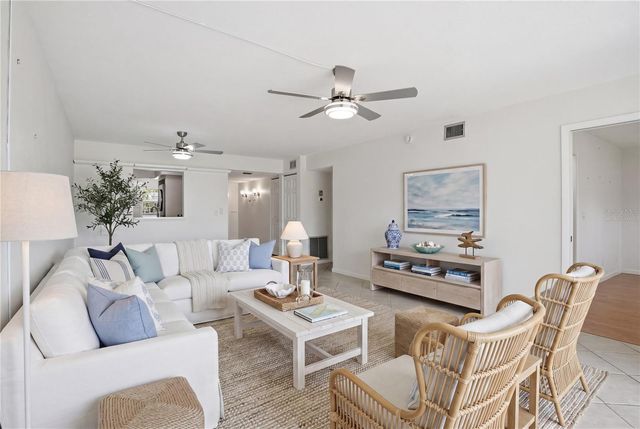 7860 PALM AIRE LANE 103, Sarasota, FL 34243