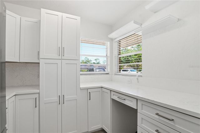 7860 PALM AIRE LANE 103, Sarasota, FL 34243