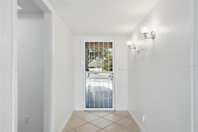 7860 PALM AIRE LANE 103, Sarasota, FL 34243