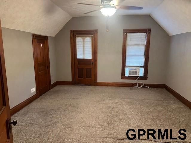 531 Park Avenue, Omaha, NE 68105