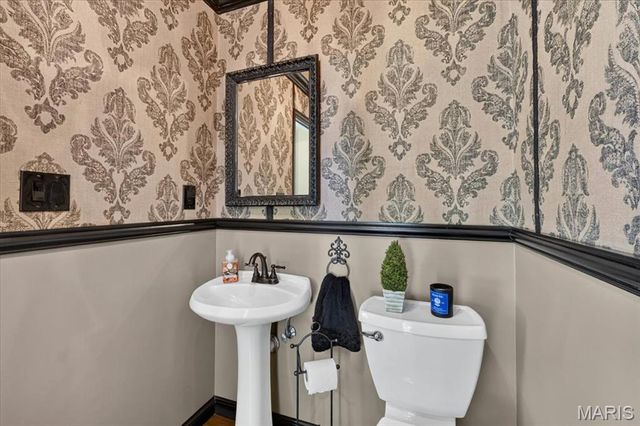 347 Oak Park Village Drive, Wildwood, MO 63040
