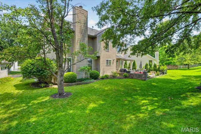 347 Oak Park Village Drive, Wildwood, MO 63040
