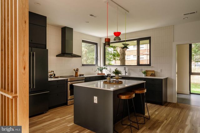 618 W KINGSLEY ST, Philadelphia, PA 19144