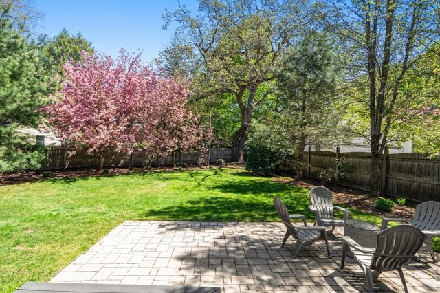 578 Randolph Ave, Milton, MA 02186