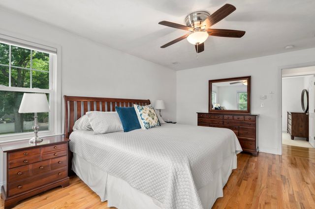 578 Randolph Ave, Milton, MA 02186