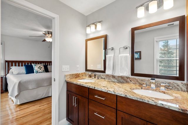 578 Randolph Ave, Milton, MA 02186