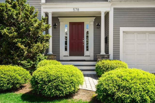 578 Randolph Ave, Milton, MA 02186