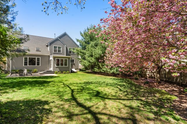 578 Randolph Ave, Milton, MA 02186