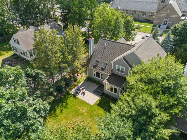 578 Randolph Ave, Milton, MA 02186