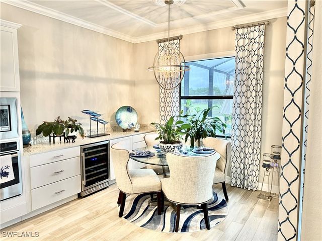 2115 Antigua LN, Naples, FL 34120