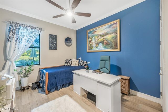 2115 Antigua LN, Naples, FL 34120
