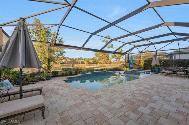 2115 Antigua LN, Naples, FL 34120