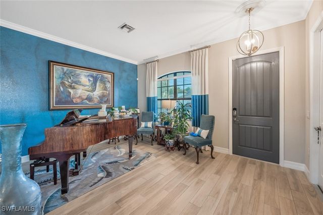 2115 Antigua LN, Naples, FL 34120