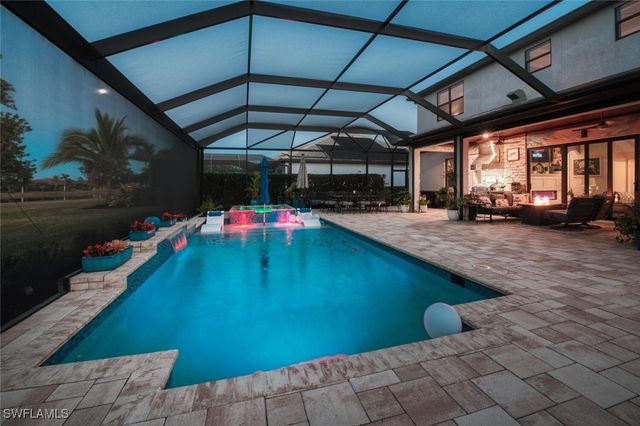 2115 Antigua LN, Naples, FL 34120