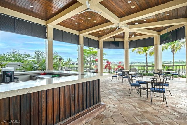 2115 Antigua LN, Naples, FL 34120