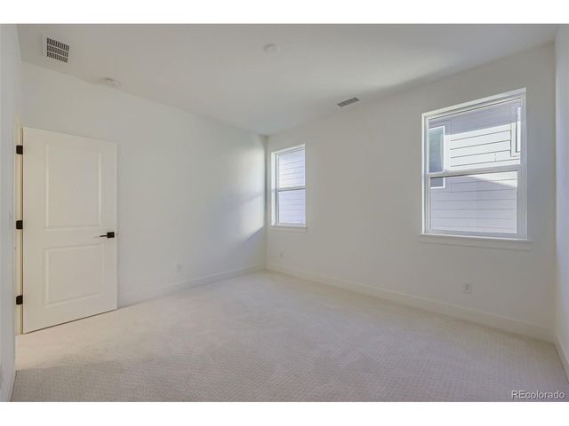 445 Welded Tuff Trl, Castle Rock, CO 80104