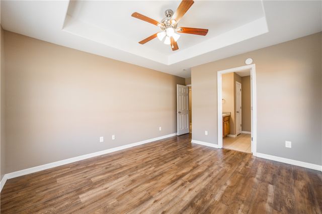 1701 N Valor, Siloam Springs, AR 72761