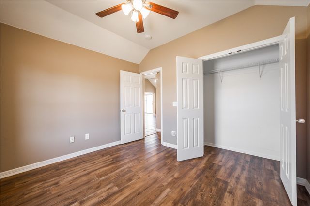 1701 N Valor, Siloam Springs, AR 72761