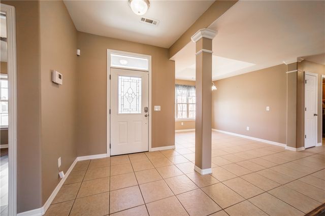 1701 N Valor, Siloam Springs, AR 72761