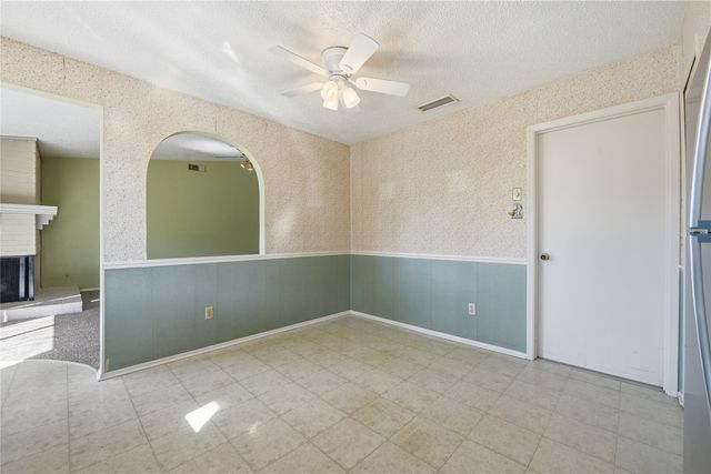 2704 Scenic Hills Drive, Bedford, TX 76021