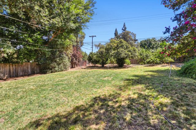 1550 Castec Dr, Sacramento, CA 95864