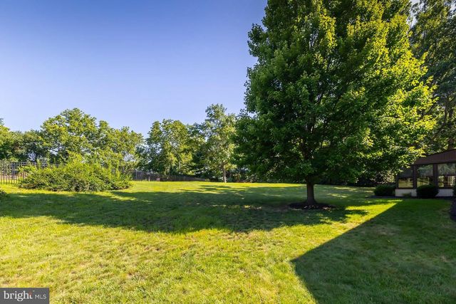 6 HENLEY CT, West Deptford, NJ 08051