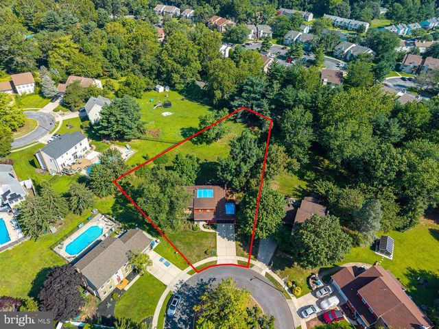 6 HENLEY CT, West Deptford, NJ 08051
