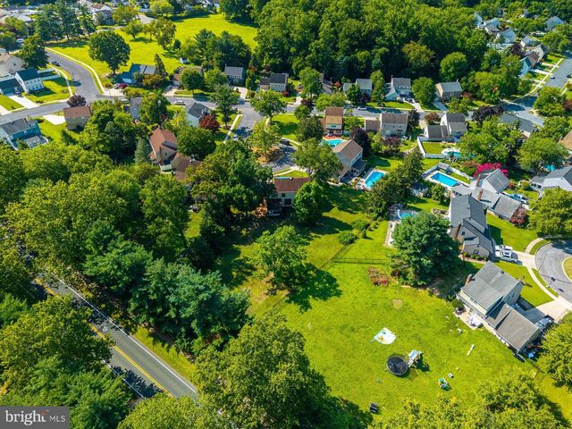 6 HENLEY CT, West Deptford, NJ 08051