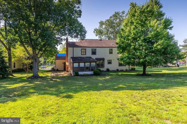6 HENLEY CT, West Deptford, NJ 08051