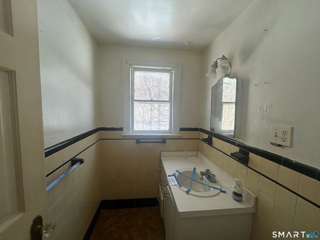 40 Houston Street, Waterbury, CT 06704