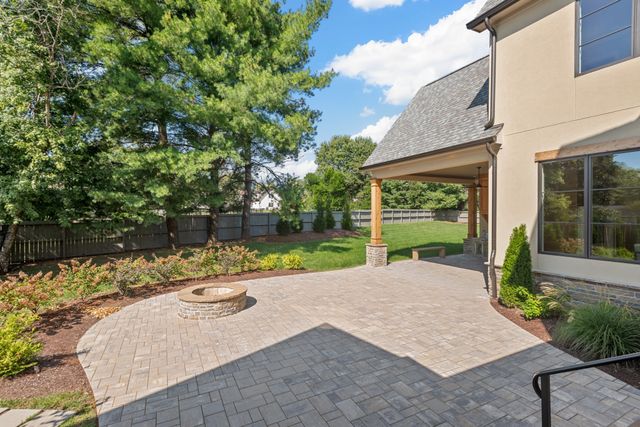 521 Mansion Dr, Brentwood, TN 37027