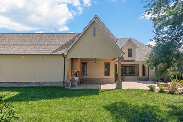 521 Mansion Dr, Brentwood, TN 37027